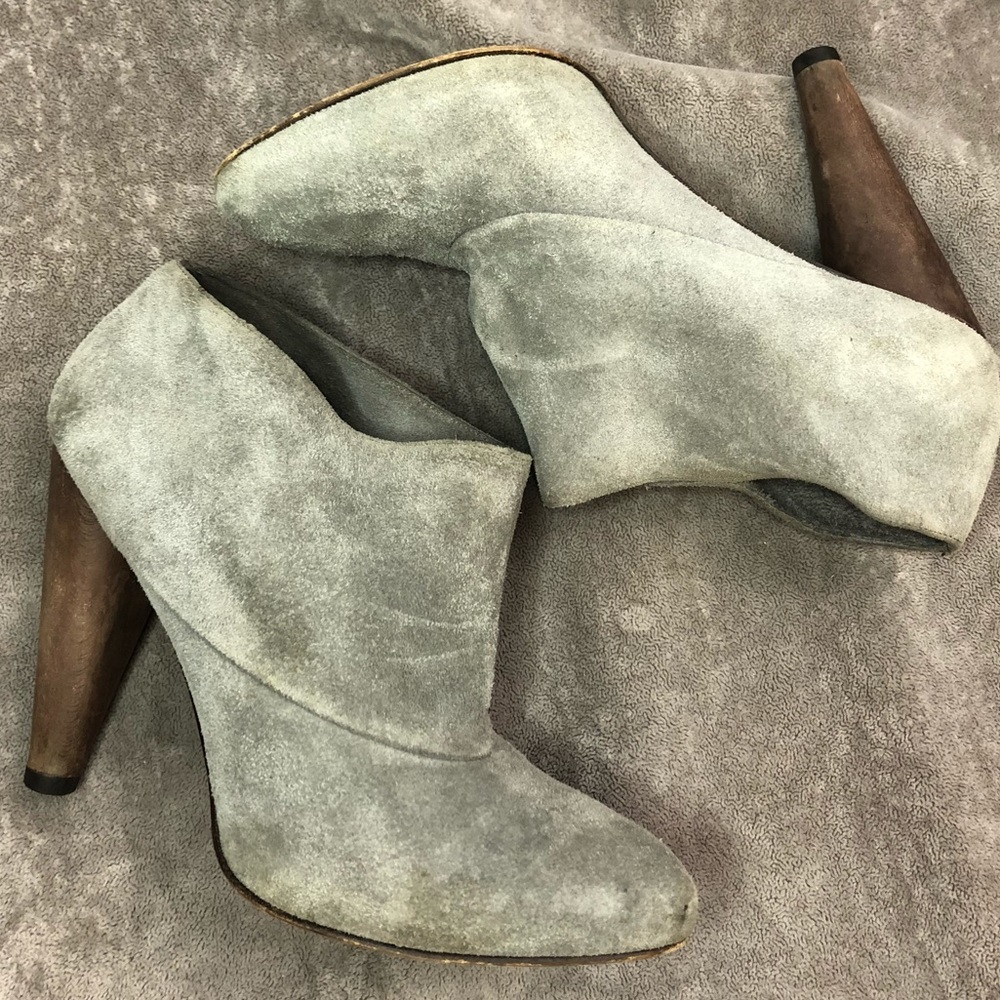 Cole Haan Josephine suede booties w/wood heel Sz 8